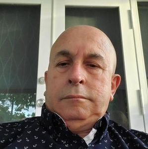 Meet your Posher, Moises